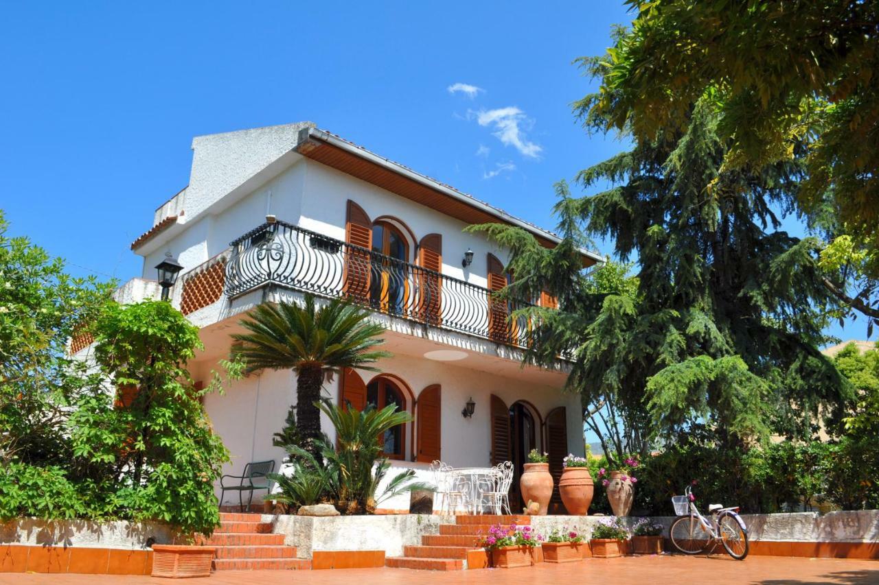 Villa Bea Giardini Naxos Luaran gambar